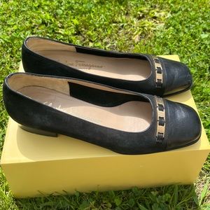 Salvatore Ferragamo Black Nubuck And Leather Ballet Flats